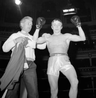 David 'Boy' Green Celebrates Manager Andy Smith 1St Round Tko Win - 1975 Photo