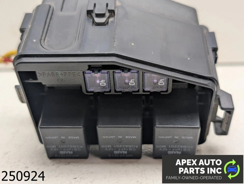 OEM 2014-2015 Mitsubishi Mirage 1.2L Front Engine Fuse Box Relay Juunction Block - Image 2 of 4