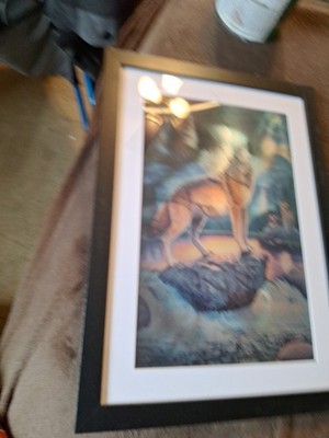 3D Holographic lone Wolf Picture Frame Measures 15.25'' X 11.25'' Stand Up Or Hang