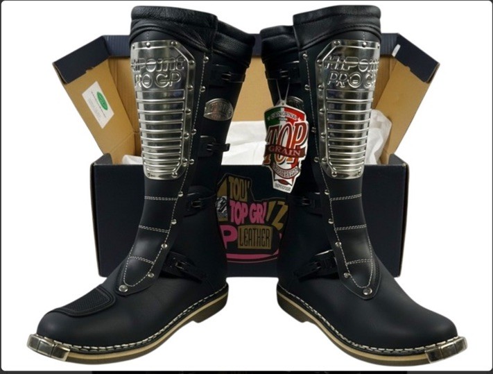 Vintage AlpineStars Super Victory Pro GP (Hi-Point) Motocross