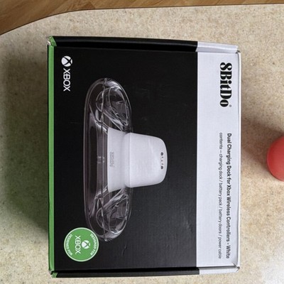 8BitDo Dual Charging Dock White for Xbox Wireless Controllers LED Magnetic
