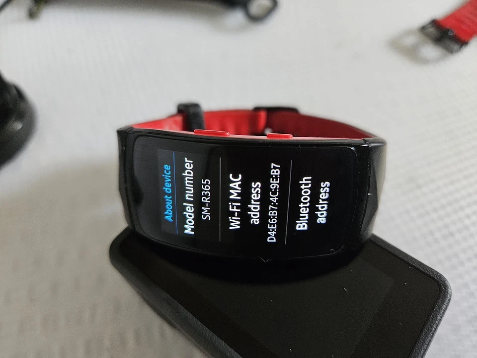 SAMSUNG SM-R365NZKAXAR Gear Fit2 Pro RED Smartwatch Fitness Band (Large) - Image 2 of 4