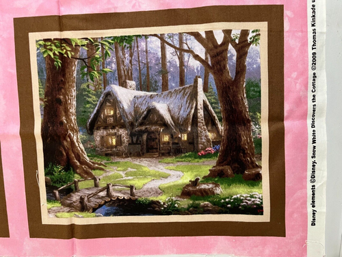 25-03-152-Disney Snow White Discovers Cottage Pillow Panel Quilt Cotton fabric - Picture 2 of 5