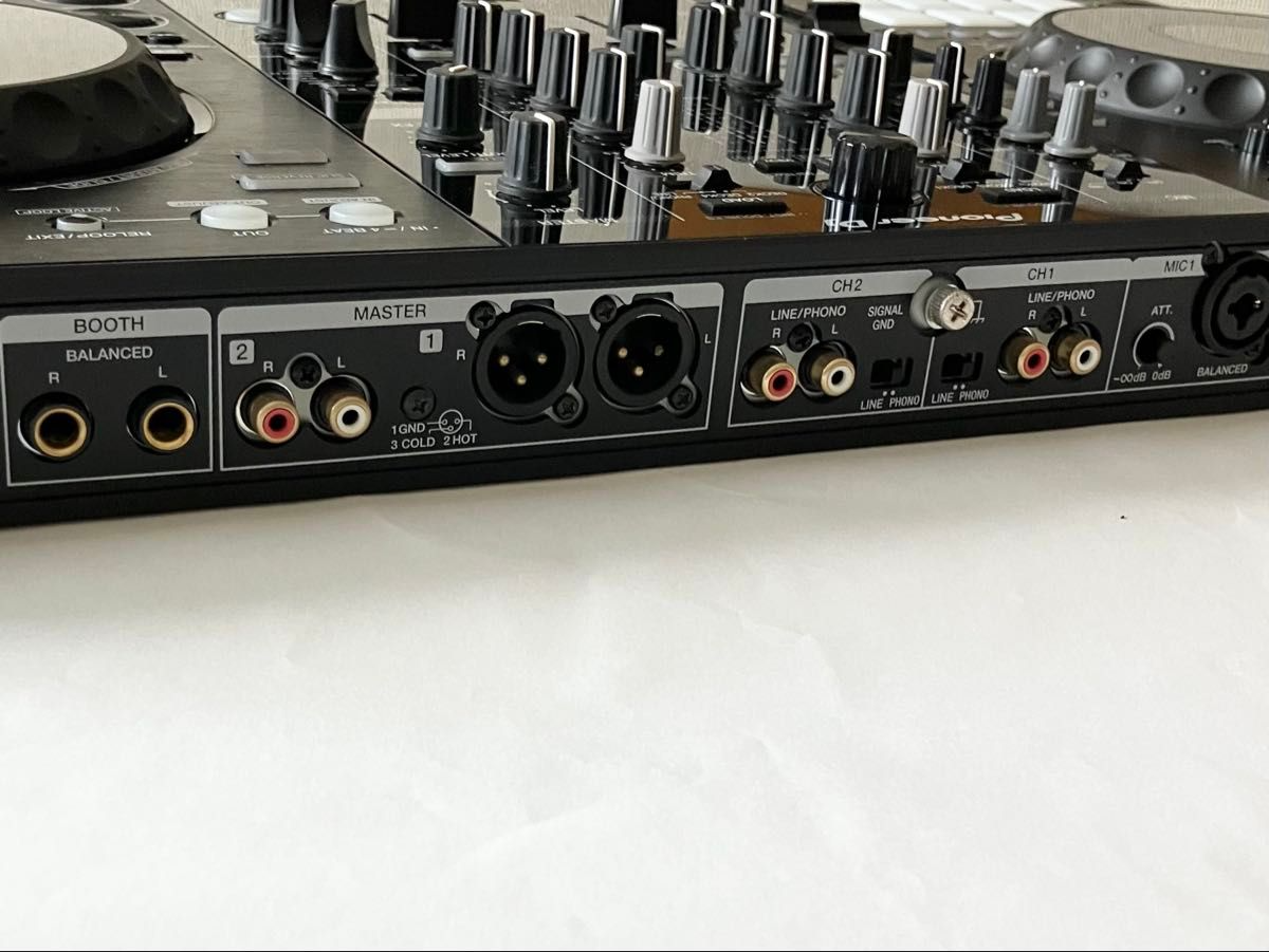 Pioneer DDJ-800 2-Channel DJ Controller Rekordbox Compact DDJ800
