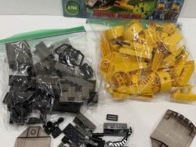 Lego Alpha Team Command Sub #4794, almost 100% complete parts, w/ manual