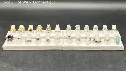 Vintage & Modern Fashion Costume Ring Jewelry Lot of 25 Mixed Styles