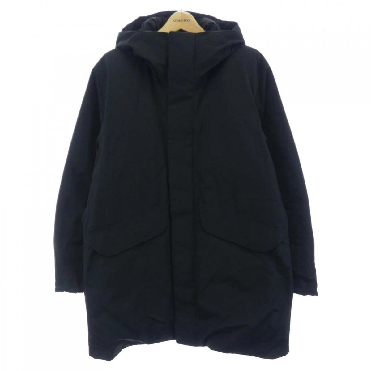 GOLDWIN down jacket [used] - image 1