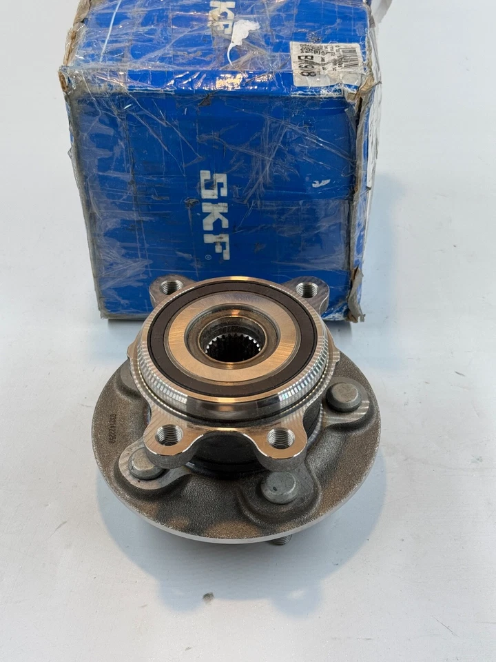 Conjunto de buje de cojinete de rueda SKF BR931108 19-24 Toyota Camry Avalon Lexus ES350 Foto 2 de 4