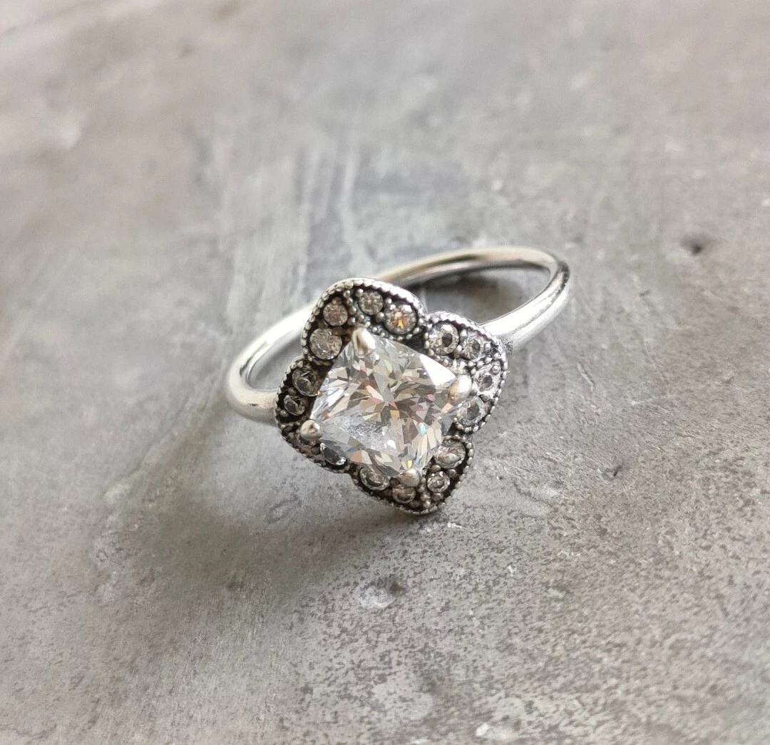 Pandora 925 Sterling Silver Crystalized Floral Fancy RingSize 58
