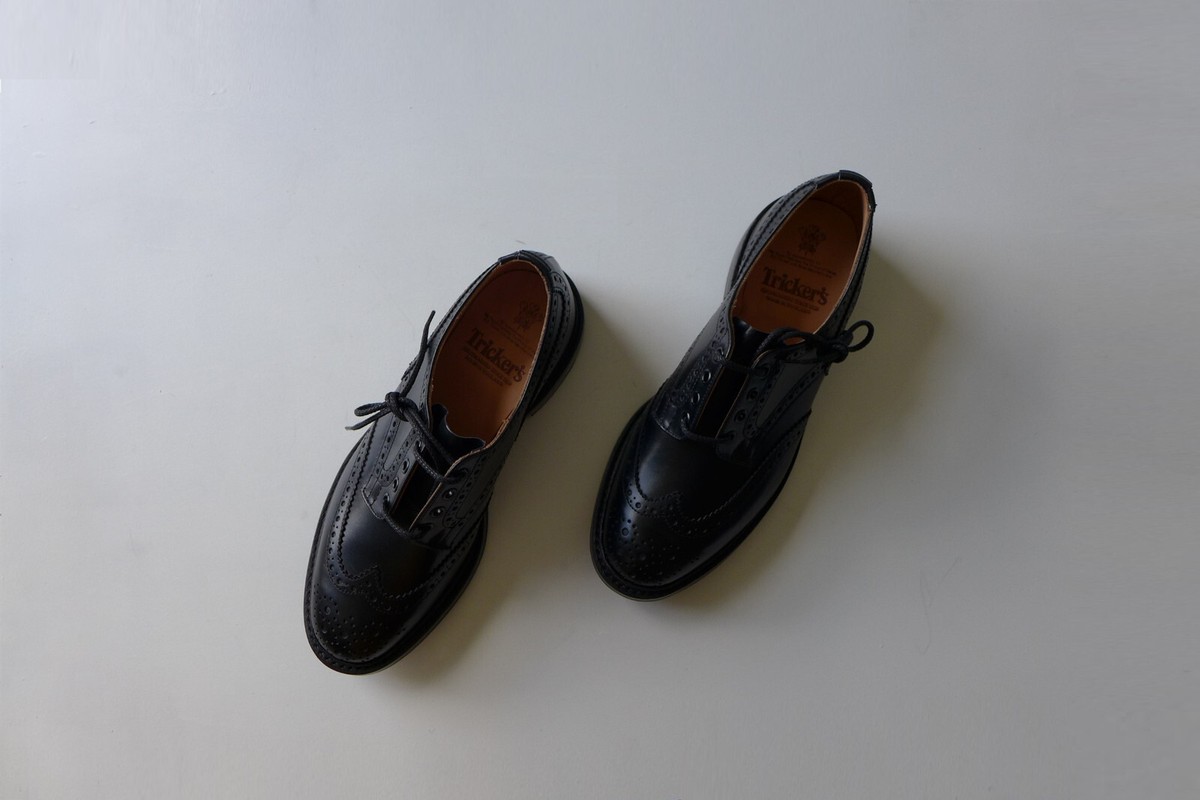 Tricker's Bourton Brogue Shoes Black Calf Leather - UK 8, 9 Tricker's Bourton Brogue Shoes Black Calf Leather - UK 8, 9
