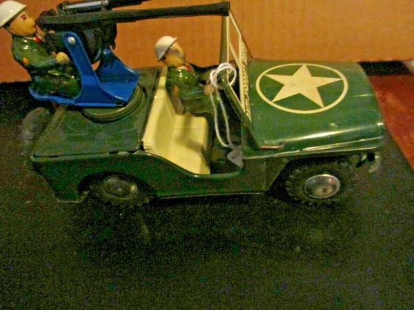 RARE Vintage AHI Japan Tin Litho Anti Aircraft Army Jeep - NM - lerosa