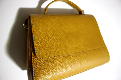 ANDREA CARDONE ITALIA LEATHER CROSSBODY BAG PURSE MUSTARD 9X7X4.5'' / DUSTBAG