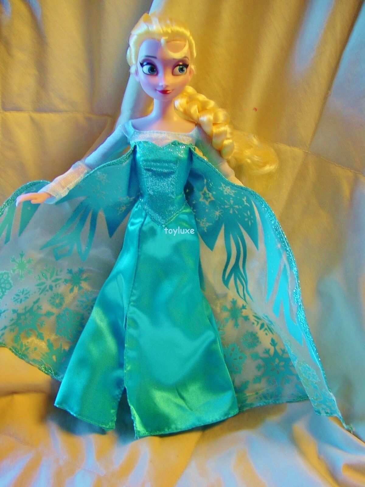 Disney Frozen Elsa Dolls for sale in Campo Grande, Brazil