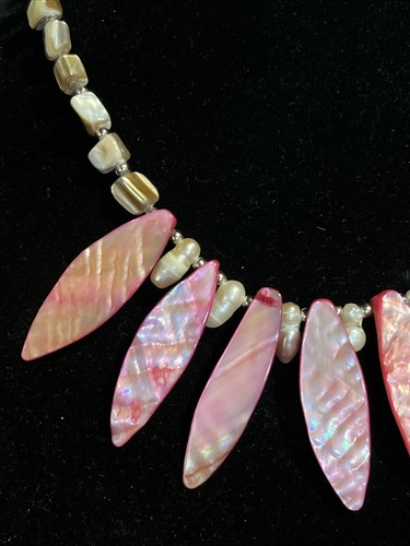 Pink Abalone Shell Leaf Mother Of Pearl and Fresh Water Pearl Bib Necklace - Picture 3 of 21