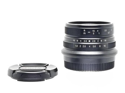 7Artisans 25mm f/1.8 Lens (Fujifilm X, Black)