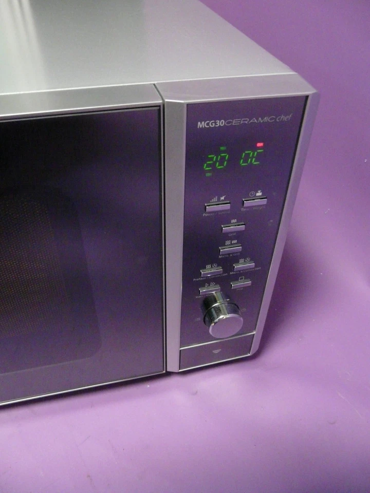 CASO MCG 30 Ceramic Chef 900W Mikrowelle + Heißluft + Grill, 30 L Keramikboden - Bild 4 von 4