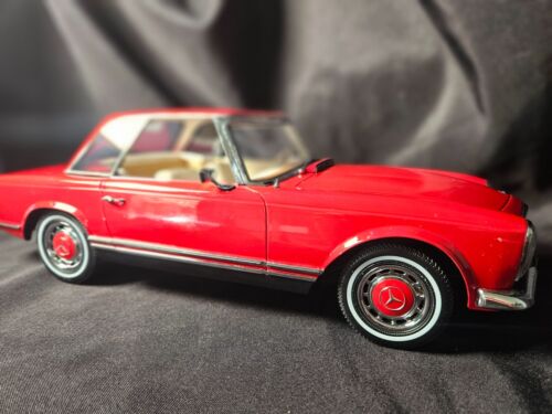 Premium ClassiXXs Mercedes-Benz 280 SL Red 1:12 Scale Inv. #0072 - Picture 11 of 12