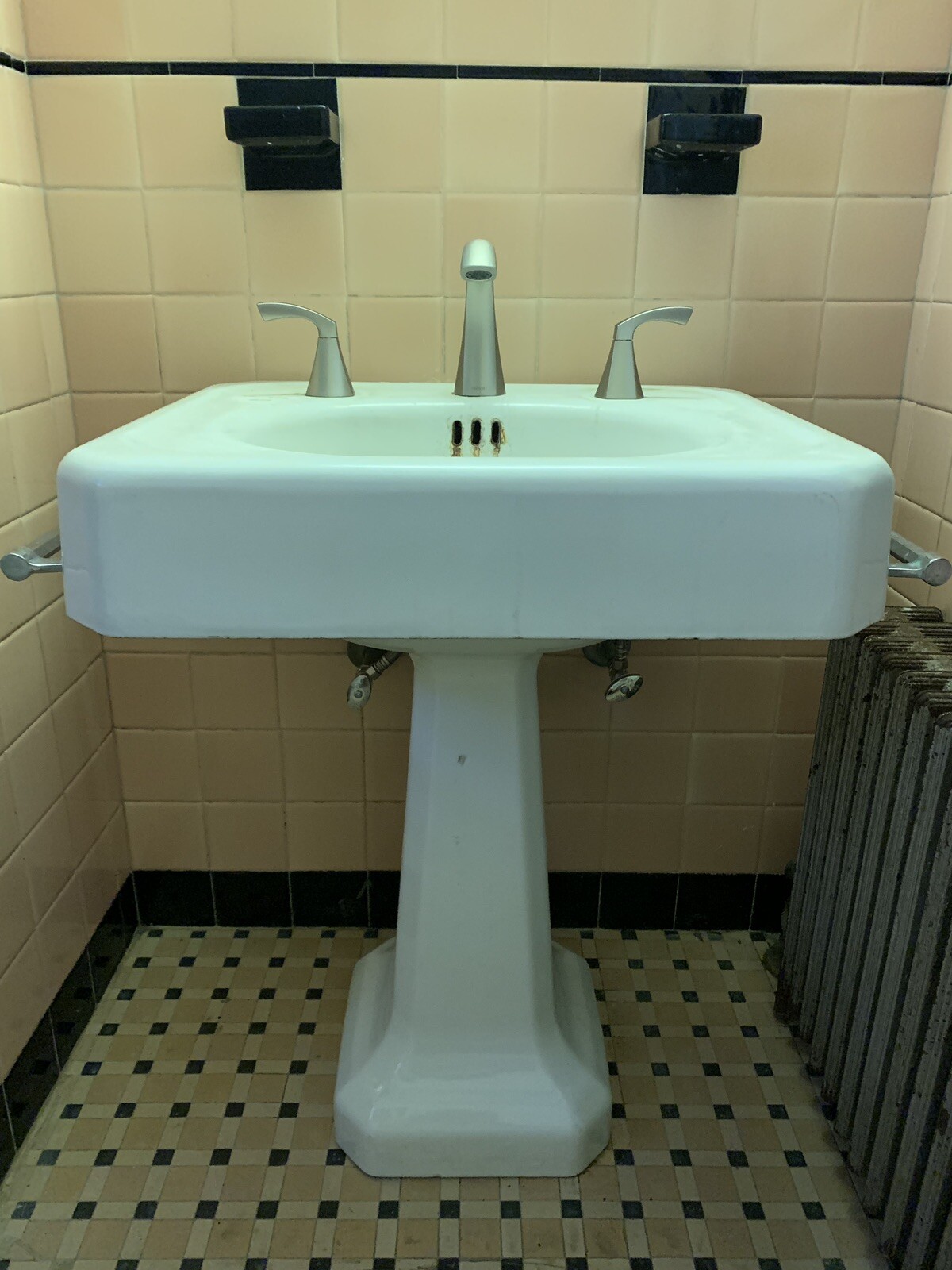 Vintage Cast iron Pedestal sink... eBay