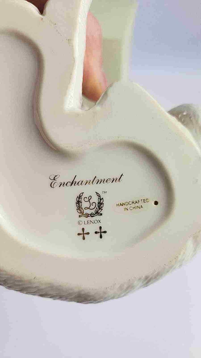 Lenox Enchantment Porcelain Ivory Cat Kitten With Butterfly Gold