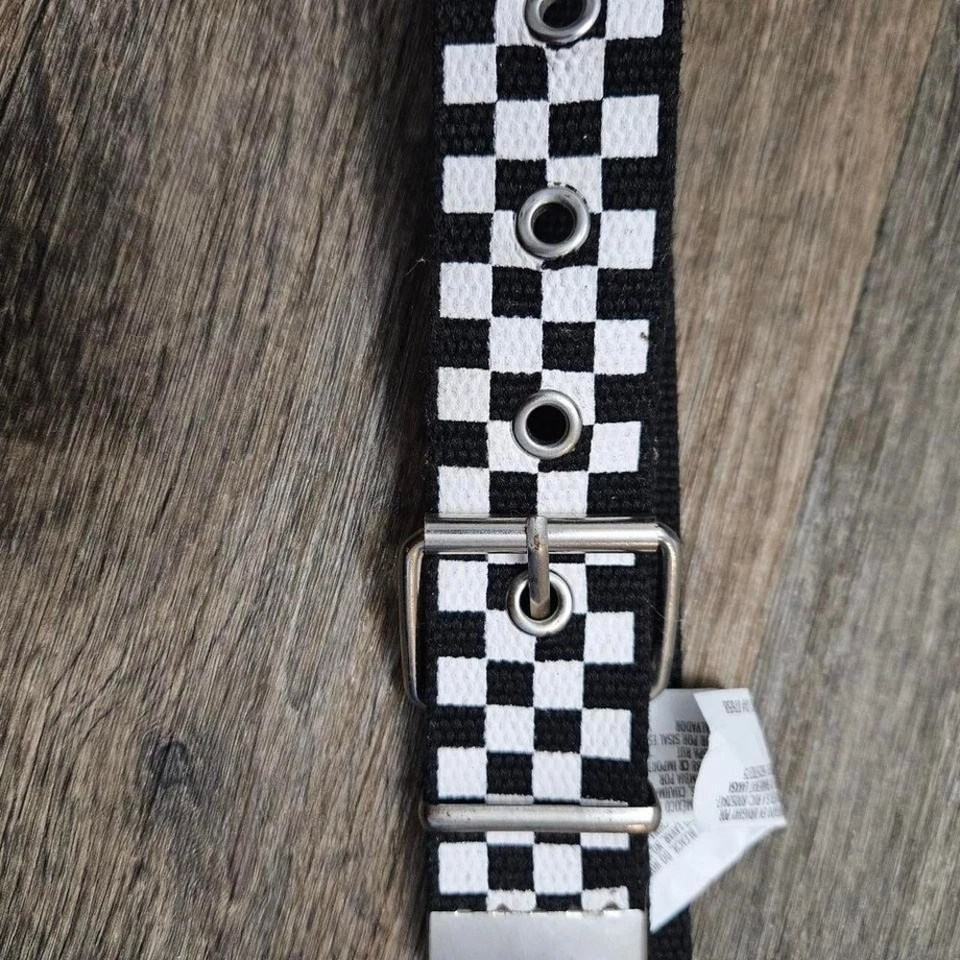 Cinturón a Cuadros Blanco y Negro - Y2K Patinador Emo Grunge Punk Accesorio Foto 4 de 4