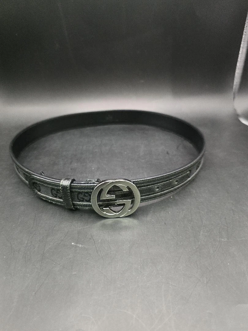 Ceinture GUCCI Mt267 motif Gg noire 80 32 état