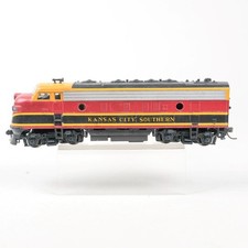 Stewart KATO HO Scale Kansas City Southern #89 F7A Diesel Locomotive DC Powered