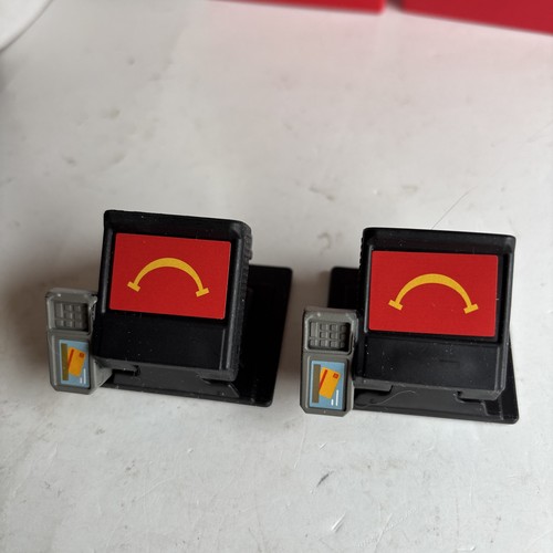 2 Registratori di Cassa Lil McDonald’s 2025 Nuovo Happy Meal Giocattolo Due - Foto 7 di 8