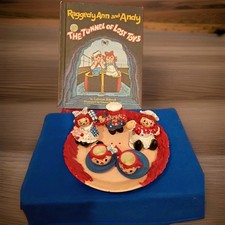 Raggedy Ann and Andy, Mini Tea Set And Tunnel Of Lost Toys Book Vintage Decor