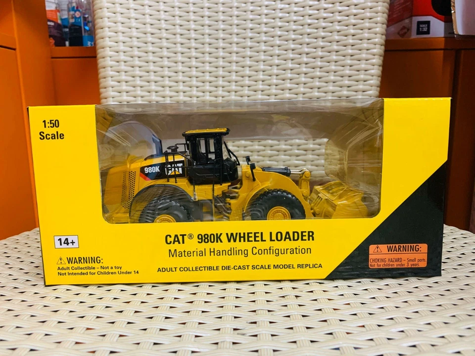 Norscot Cat 980K Wheel Loader 1/50 Scale DieCast Model New in Original Box 55289 - Image 2 of 4