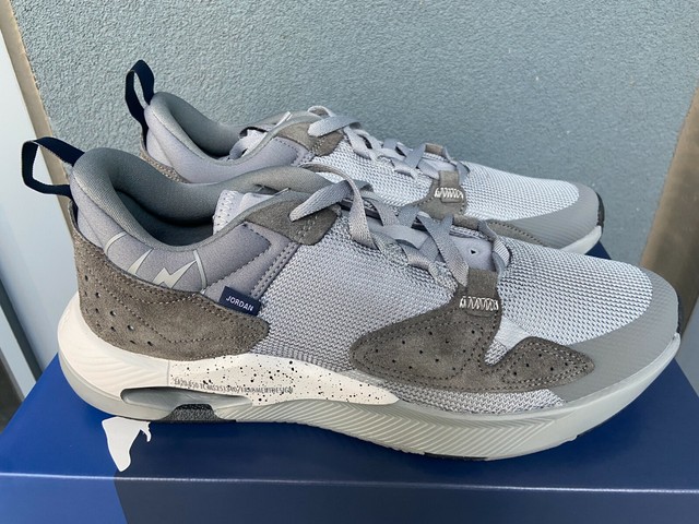 jordan air cadence x fragment particle grey