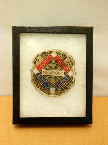 ORIGINAL VINTAGE 1939 WORLD SERIES BASEBALL NEW YORK YANKEE STADIUM TEAM PATCH