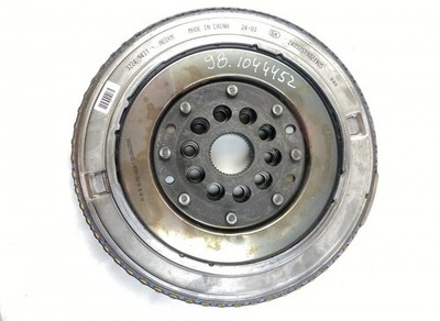 VOLVO XC40 / EX40 / EC40 (536, 539) VA2633740 Schwungrad 32249431 32249431