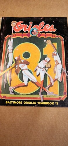 Orioles Lot 1971 Baltimore v Pittsburgh World Series Program 1981 1982 Yearbook - Picture 4 of 5