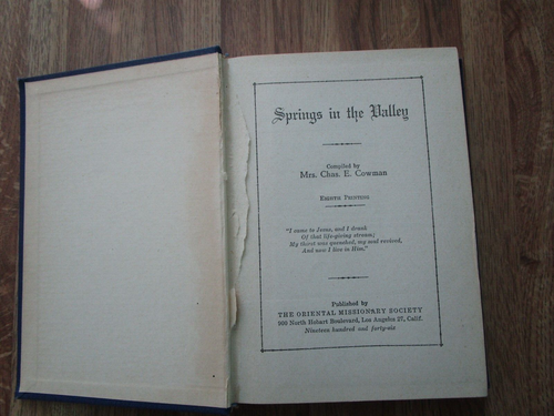 Springs In The Valley-Mrs Charles E Cowman-Hardback-1946-Eighth Printing-Good - Picture 6 of 8