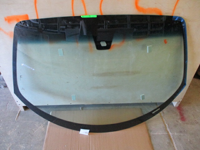 Ferrari 458 Spider Front Windshield NEW Aftermarket P/N 82193400