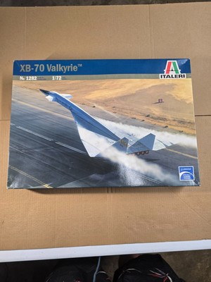 Italy 1/72 XB-70 Valkyrie fighter ITA1282 model jet aircraft no