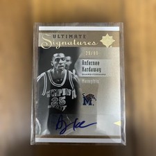 2010-11 Ultimate Collection Hockey 18