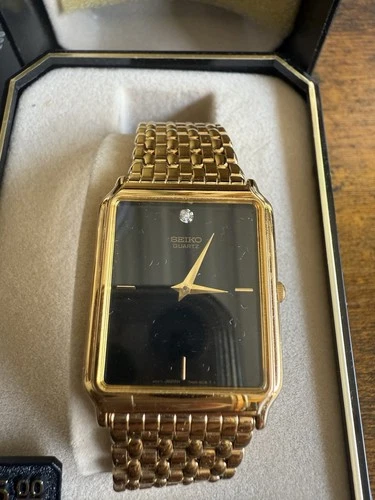 Vintage Seiko Quartz Gold-Tone Dress Watch – BlackDialDiamondAccent Original Box
