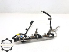 2017-2022 GENESIS G90 3.3L LEFT DRIVER FRONT FUEL RAIL LINE FUEL INJECTORS OEM
