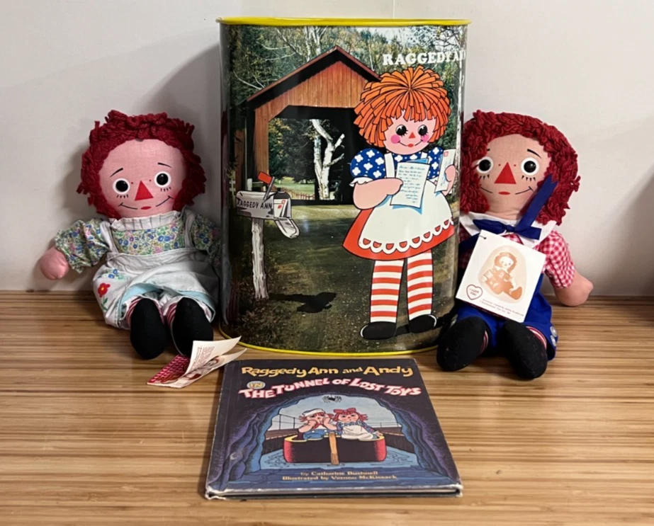Raggedy Ann & Andy Dolls & Doll Playsets with Vintage Doll for