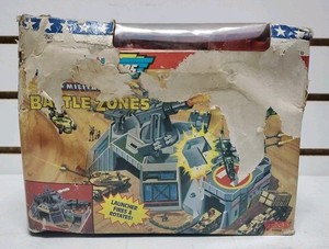 Micro Machines : Bases secrètes (Aérodrome et quartier général) sur