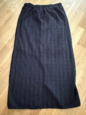 Damen schwarzer Maxirock mit Crinkle-Struktur von DAZY Neuwertig
