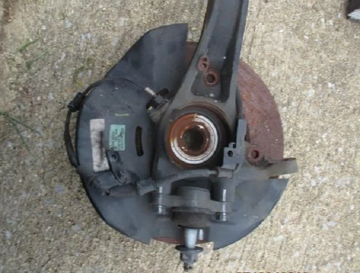 Junta do eixo dianteiro direito do passageiro Hyundai Sonata 2006-2008 fabricante de equipamento original - Imagem 2 de 4