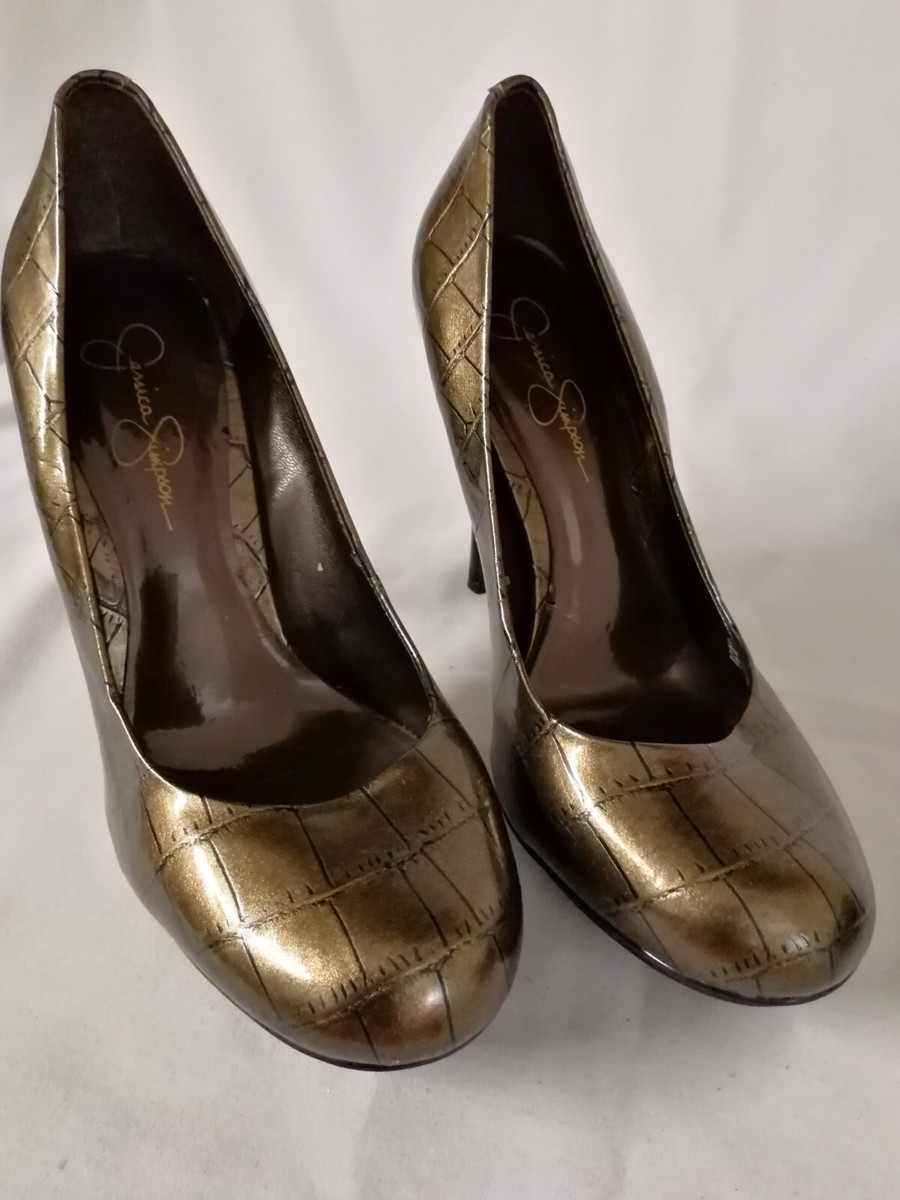 Jessica Simpson patent leather gold reptile print rounded toe