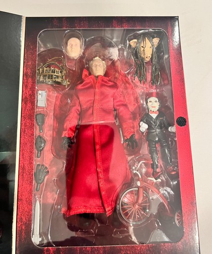 SET OF 2 SAW ULTIMATE JIGSAW KILLER 7" BLACK & RED ROBE VERSIONS NECA 2024-2025 - Picture 5 of 9