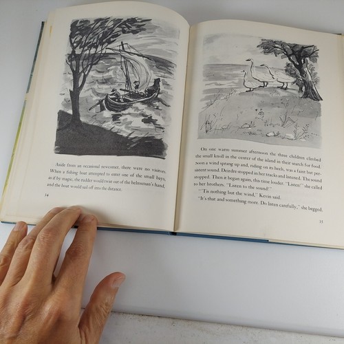 The Swans of Ballycastle by Walter Hackett 1954 1st Printing Illustrated HCDJ - Picture 12 of 15