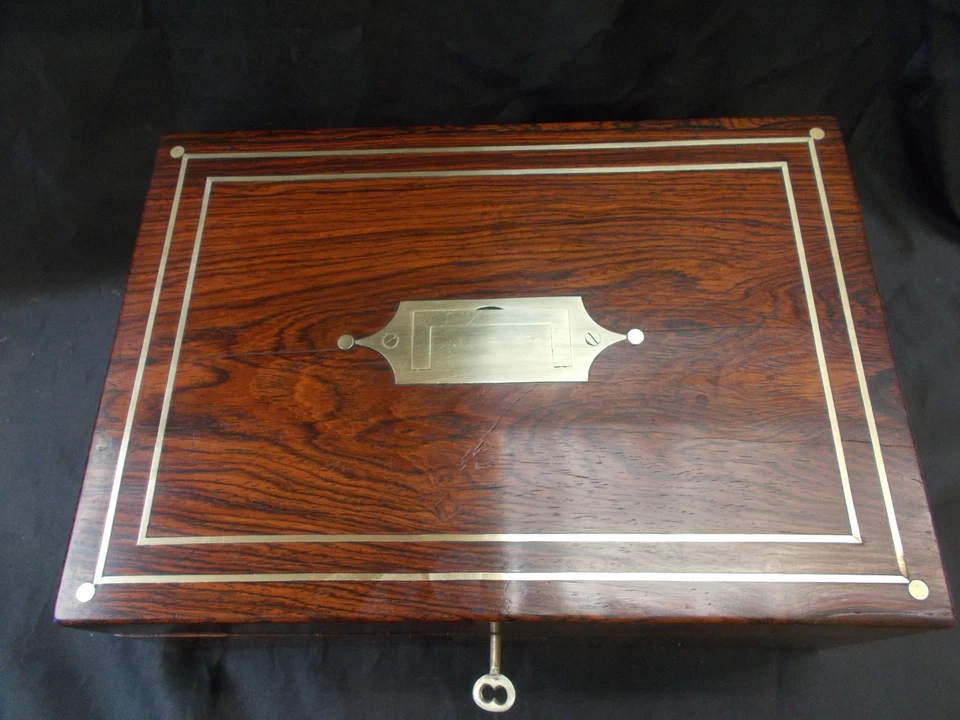 Ancien Écritoire En Palissandre Napoléon III avec encriers miroir at sa clé - Photo 2/4