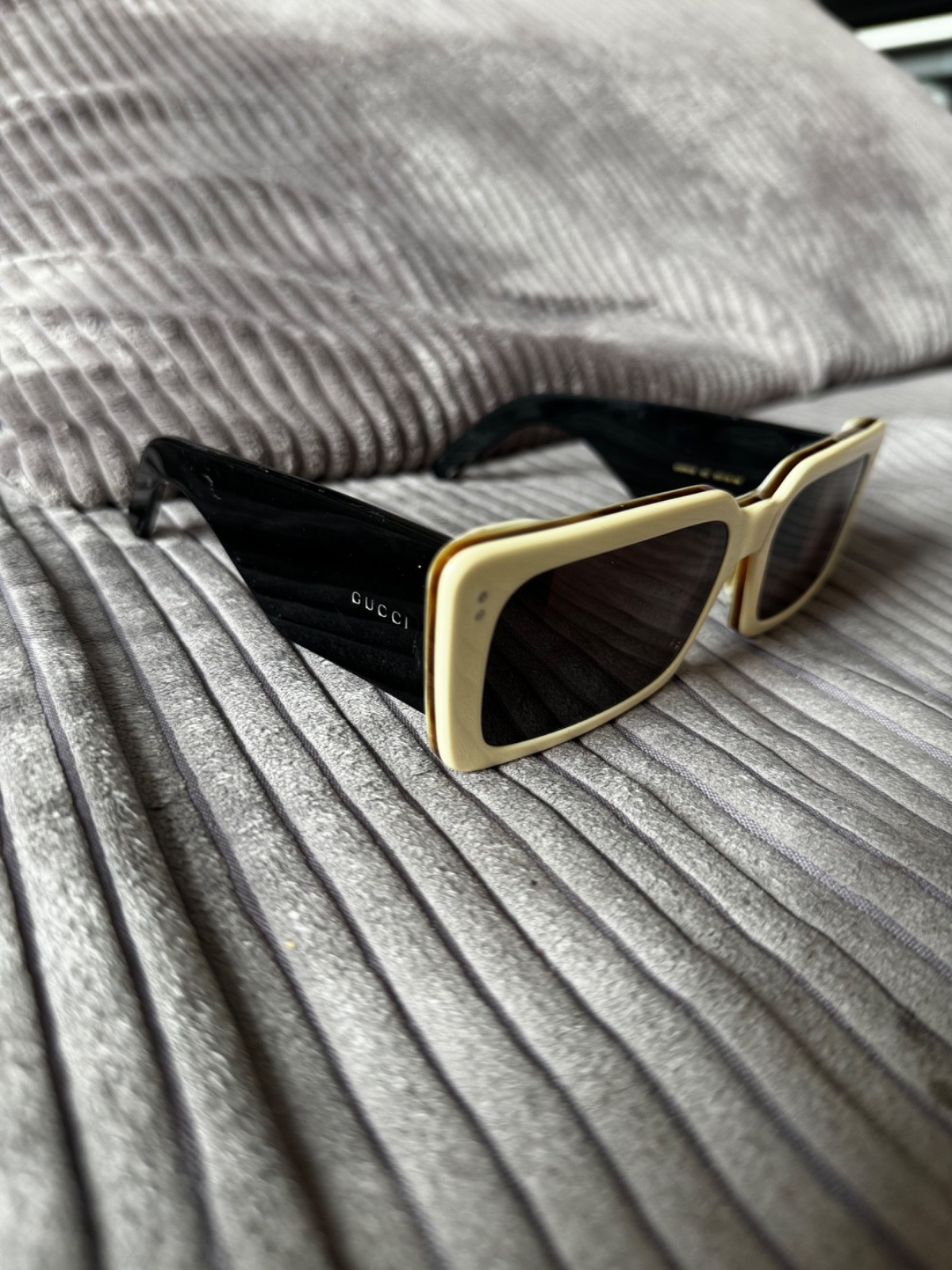 Rare Gucci Acetate Rectangular Flap Sunglasses bl… - image 6