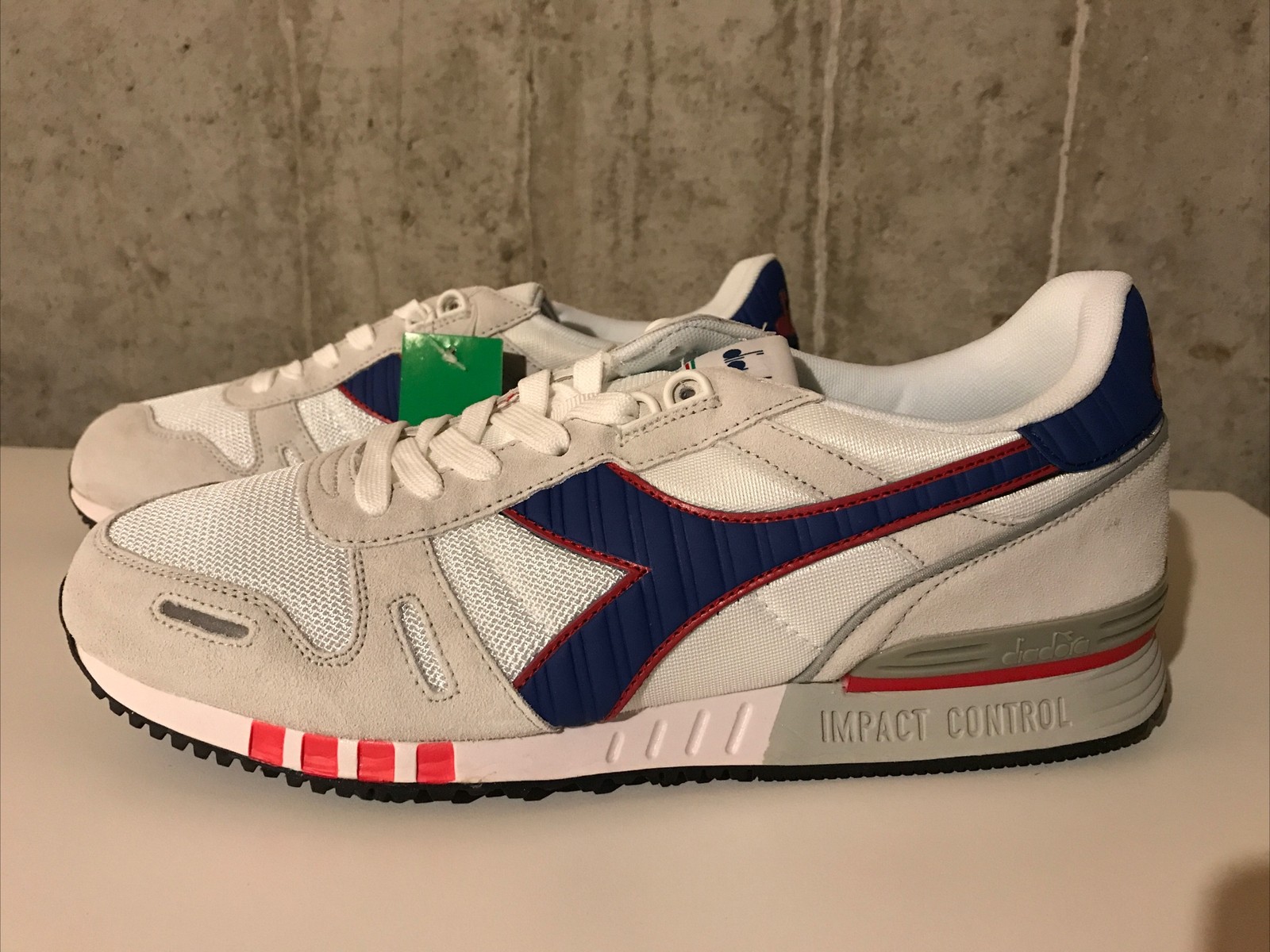 Diadora Titan II 2 White Blue Red Men’s 11 image 3