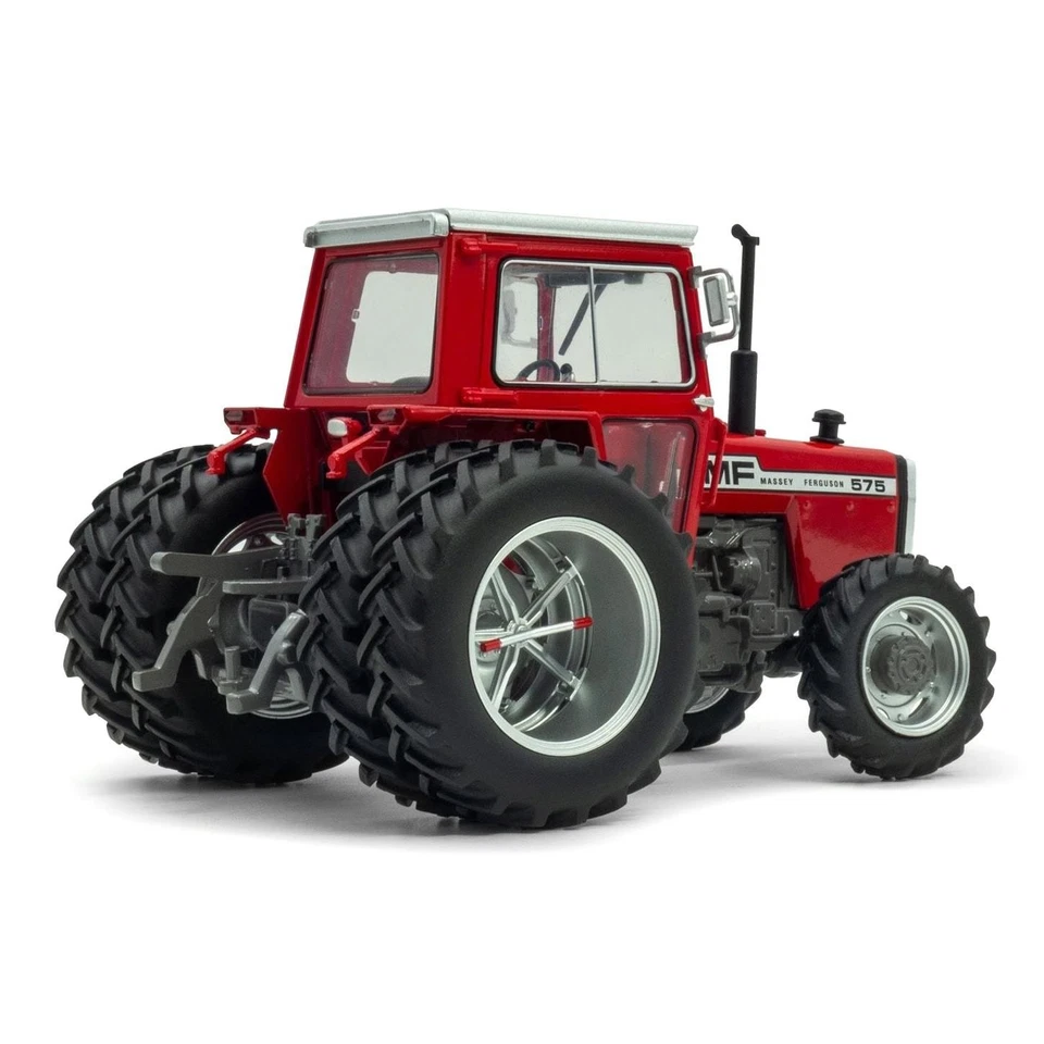 Universal Hobbies 1/32 Massey Ferguson 575 4WD Tractor w Rear Dual Wheels UH6765 - Image 2 of 4